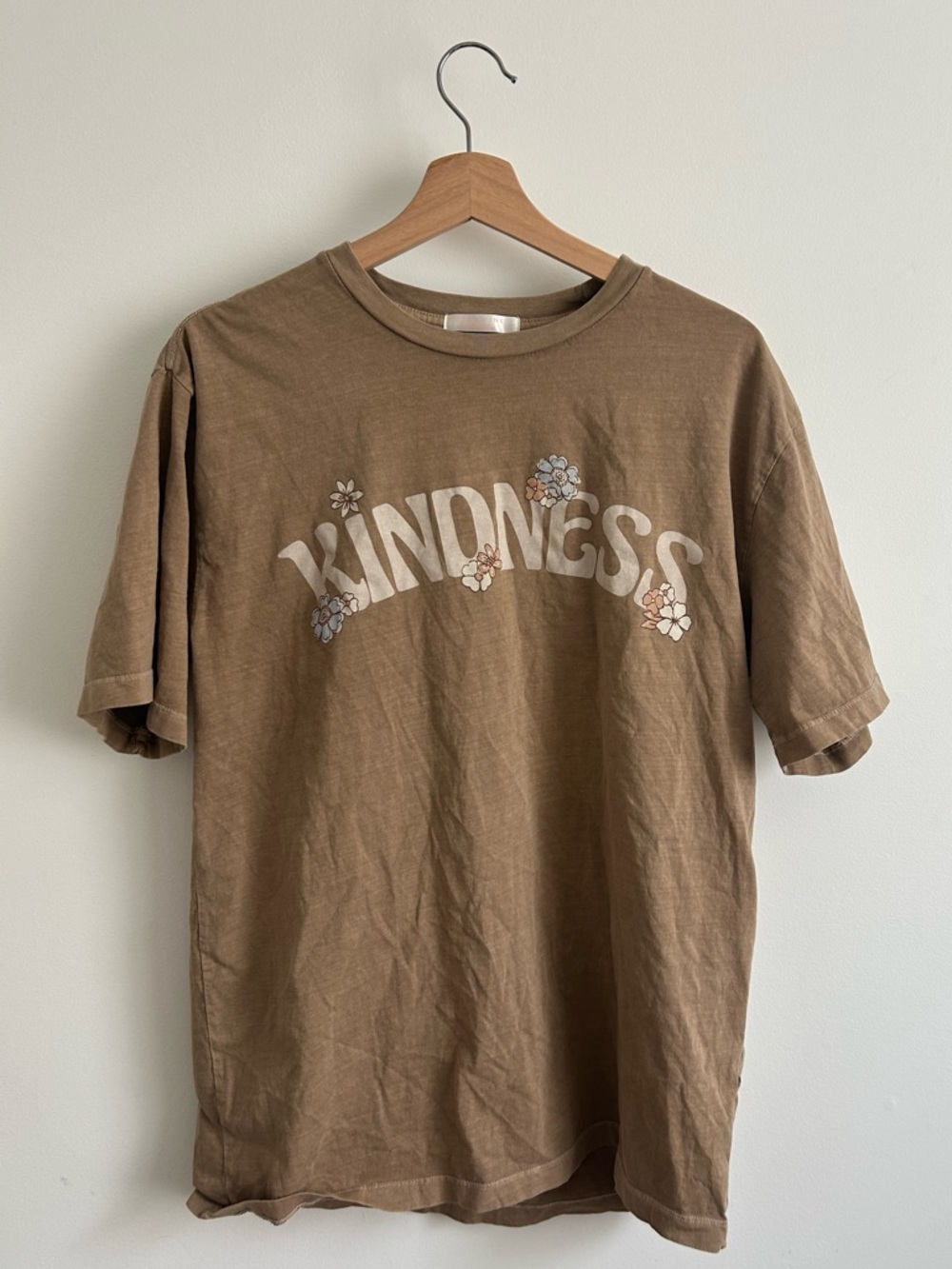 Kindness Graphic Tee - Brown Short Sleeve Top